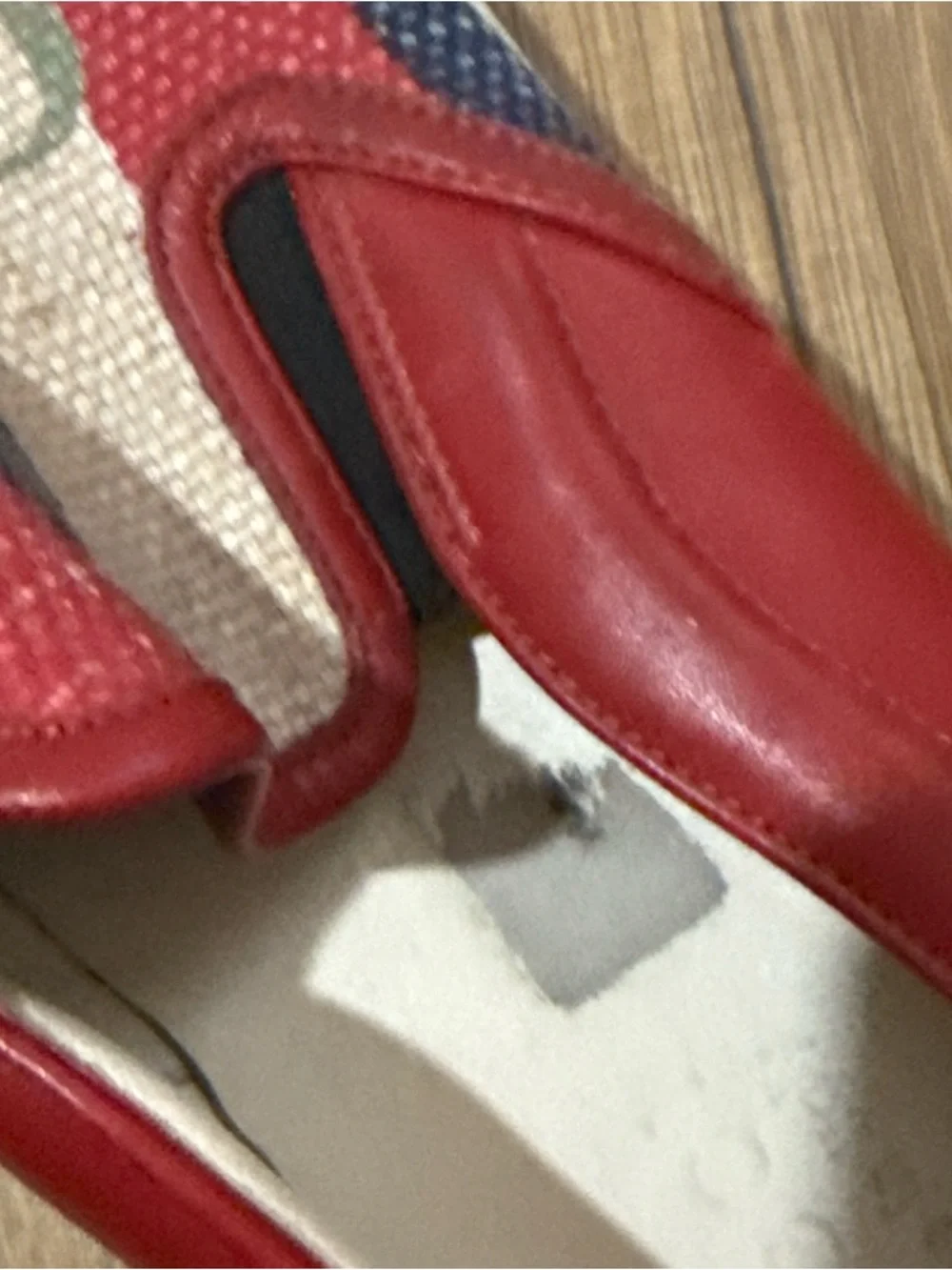 GUCCI SYLVIE LOGO SLIP ON SNEAKERS - MENS 10.5 - Picture 9 of 14